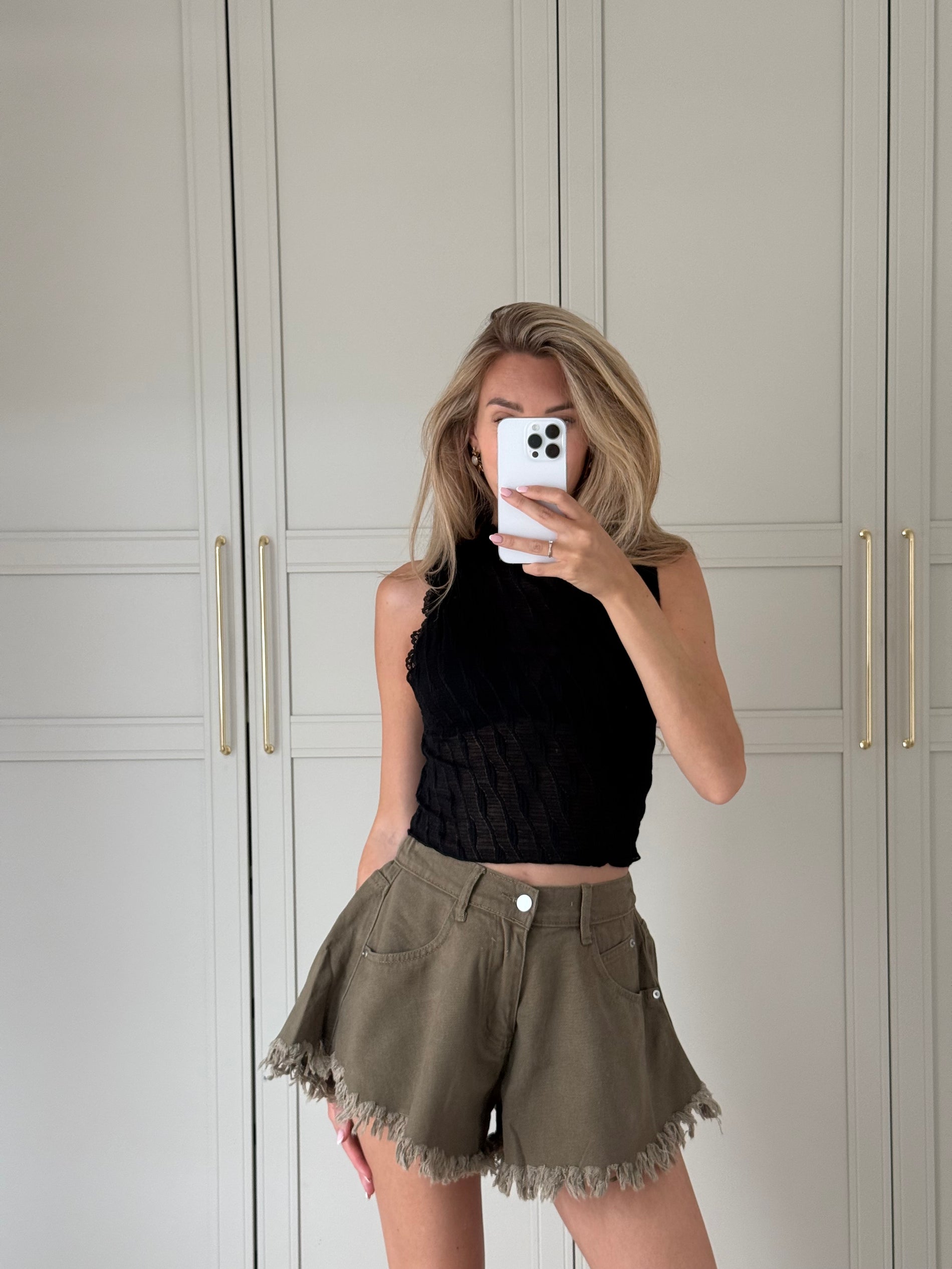 Shorty